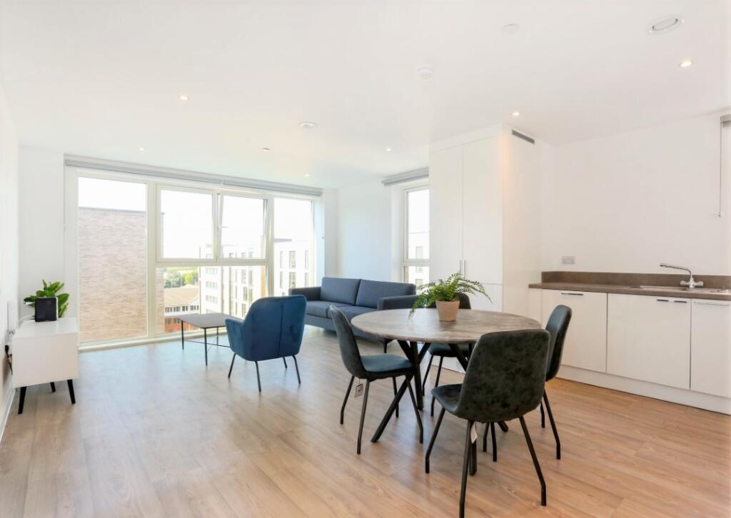 Main image of property: Clippers Quay, Salford Quay Salford M50