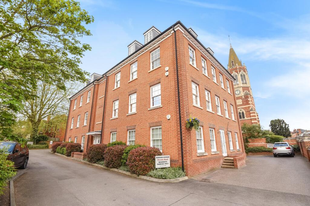 Main image of property: Norman House, Norman Avenue, Henley-on-Thames, Oxfordshire, RG9