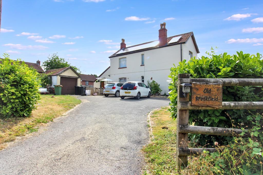 Main image of property: Hatters Lane, Chipping Sodbury, Bristol, BS37 6AJ
