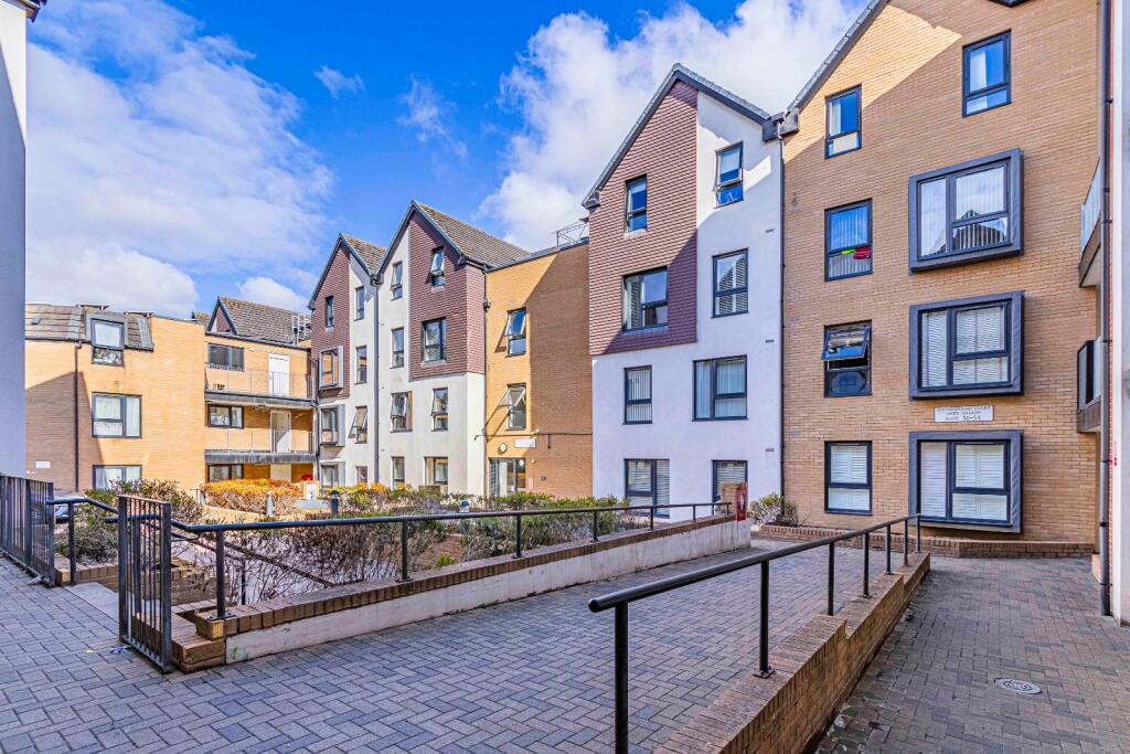 Main image of property: Owen Square, Watford, Hertfordshire, WD19
