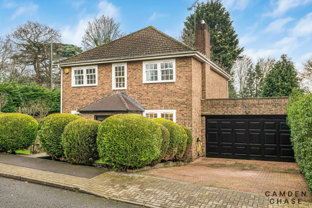 Main image of property: Greenacre Close, Hadley Highstone, EN5