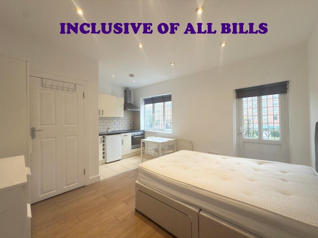 Main image of property: Lampton Road, Hounslow, TW3