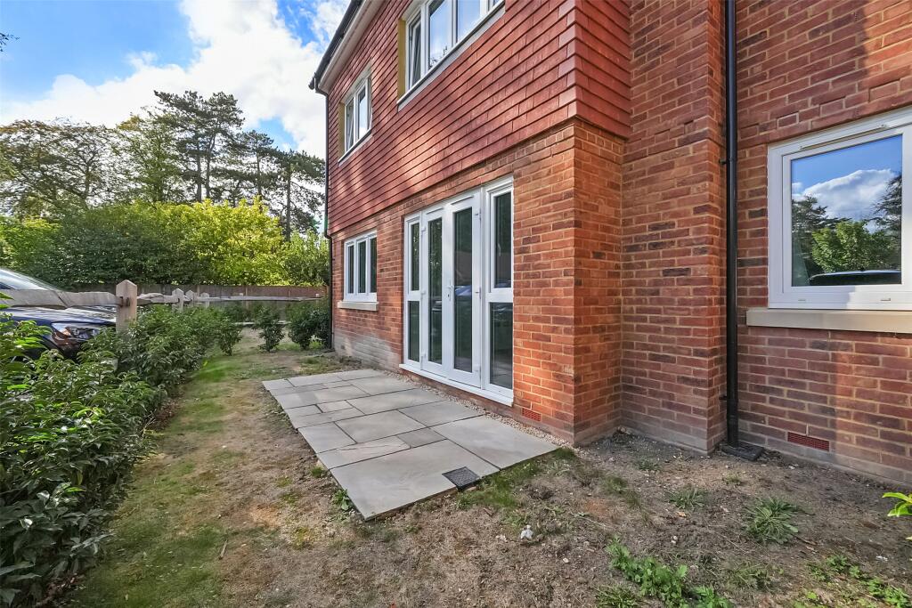 Main image of property: Doods Park Road, Reigate, Surrey, RH2
