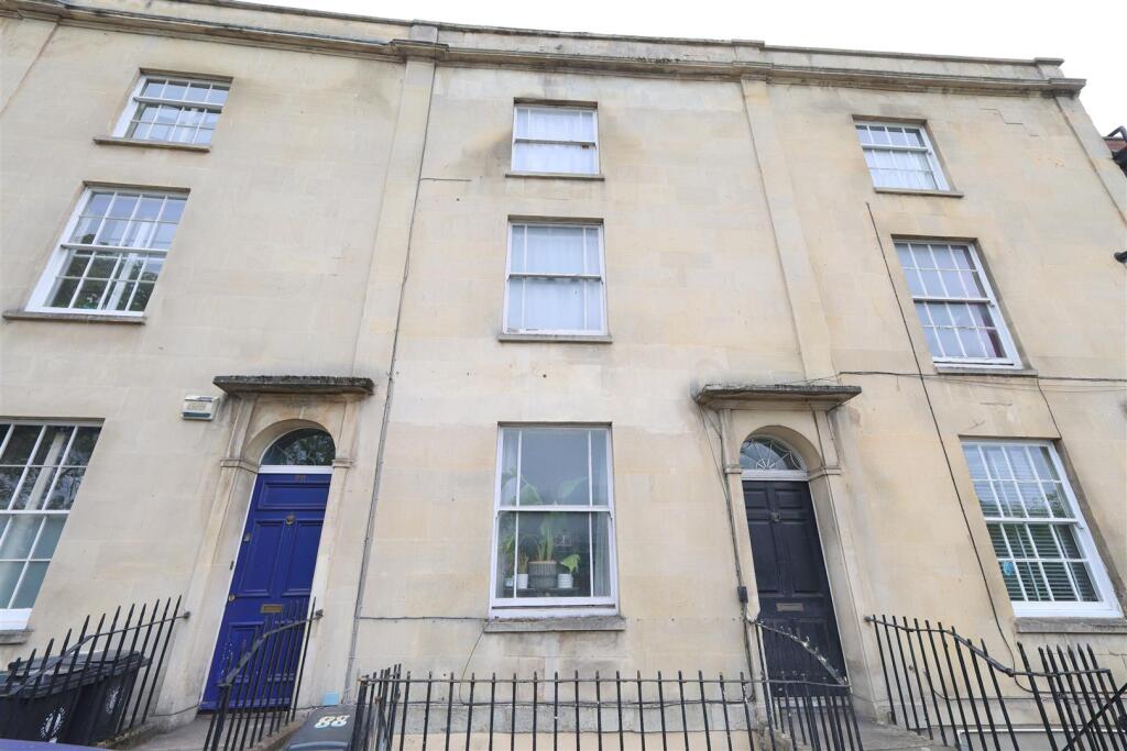 Main image of property: 88 York Road , Bedminster, BRISTOL
