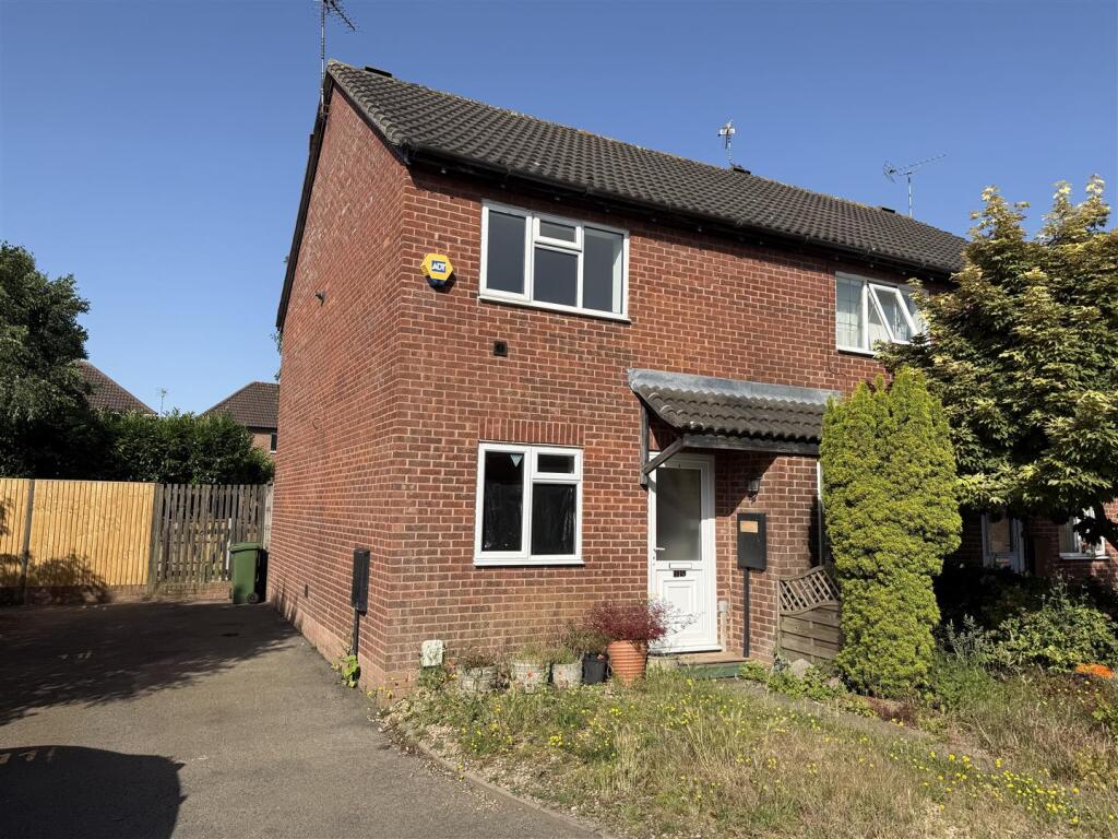 Main image of property: Drovers Way, Narborough, Leicester