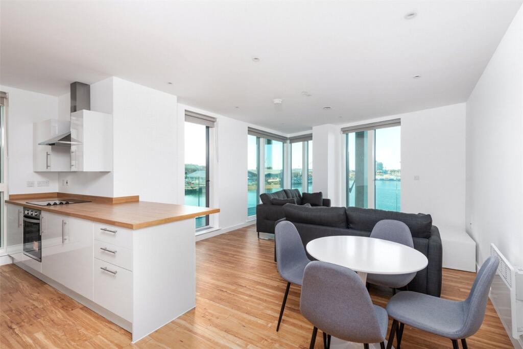 Main image of property: North House, Gillingham Gate Road, ME4