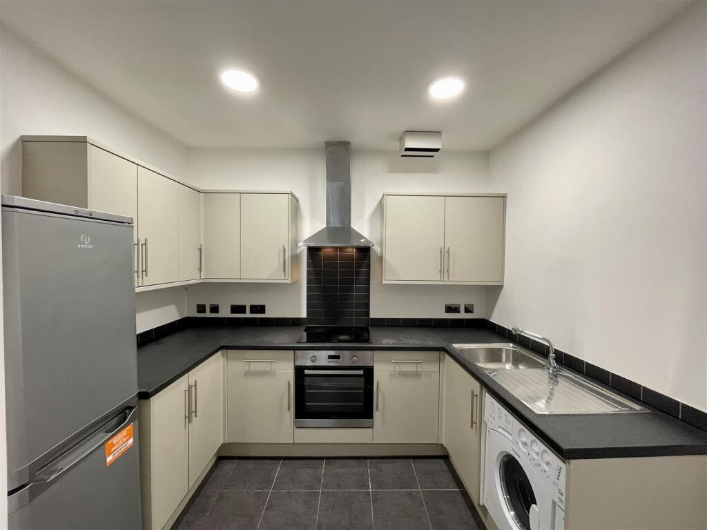 Main image of property: St Mary Street, Cardiff