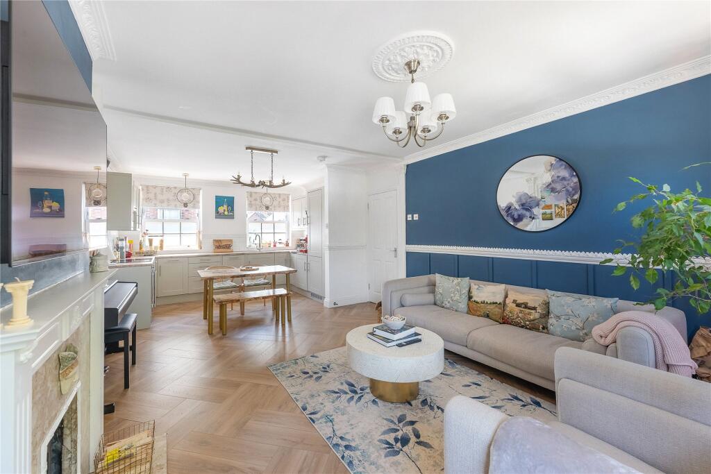 Main image of property: Prestwich Terrace, Crescent Lane, London, SW4