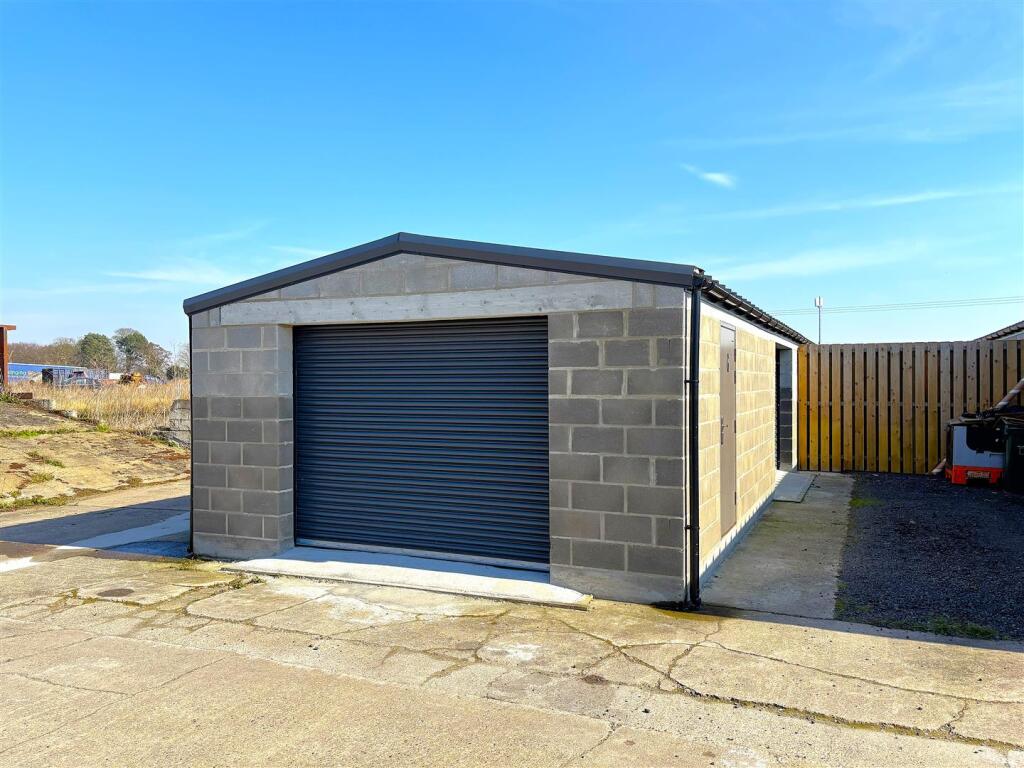 Main image of property: Blackwood Pig Farm, North Duffield, Selby