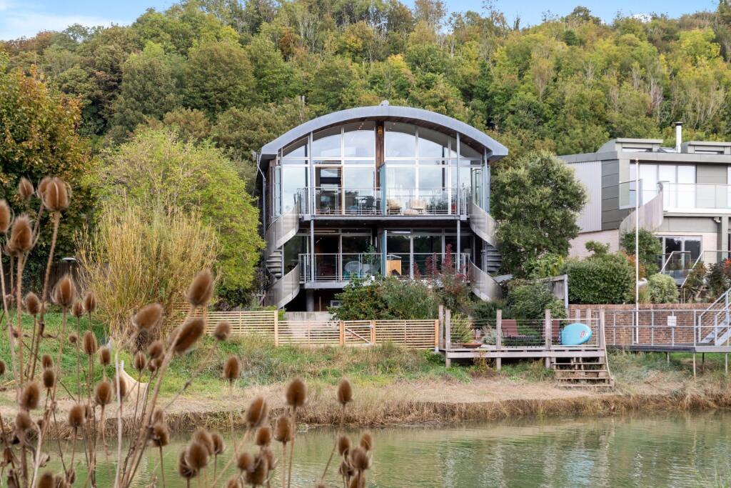Main image of property: South Street, Lewes, East Sussex, BN7