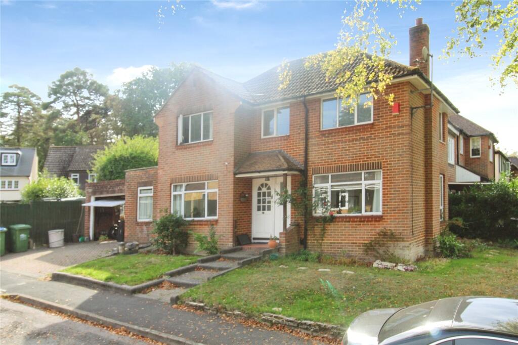 Main image of property: Underwood Close, Southampton, Hampshire, SO16