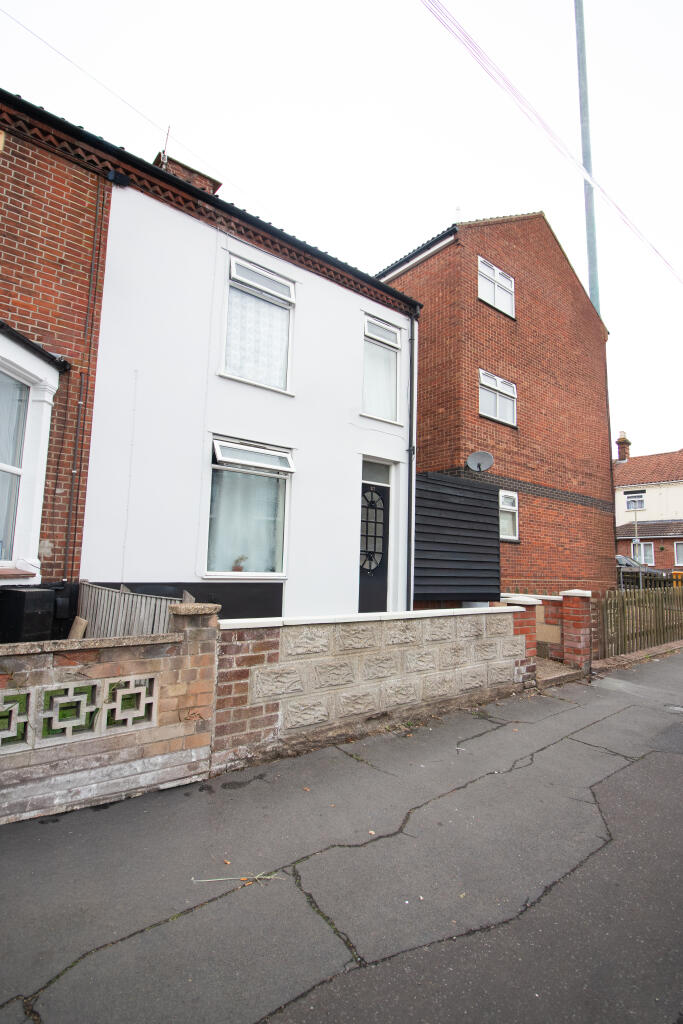 Main image of property: Angel Road,Norwich,NR3 3HL