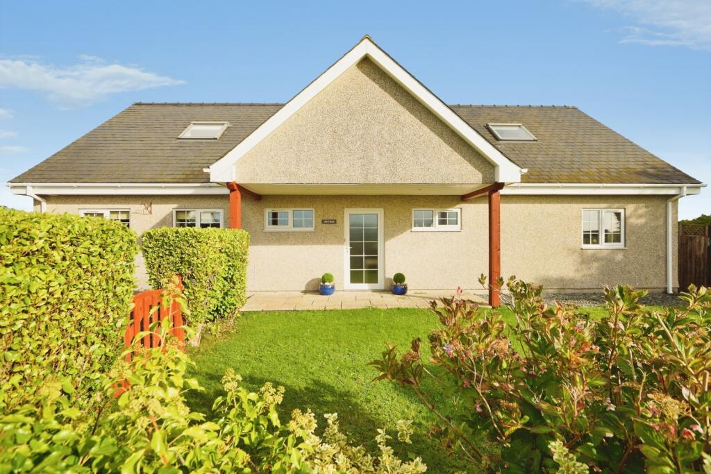Main image of property: Penrhos, PWLLHELI, Gwynedd, LL53