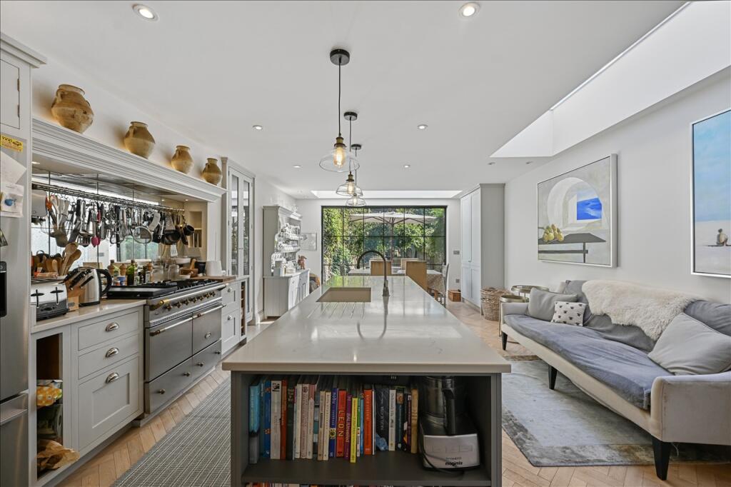 Main image of property: Ormiston Grove, Shepherd's Bush W12