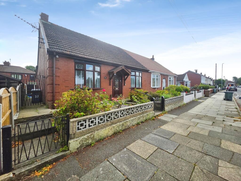 Main image of property: Elm Street, Middleton, M24