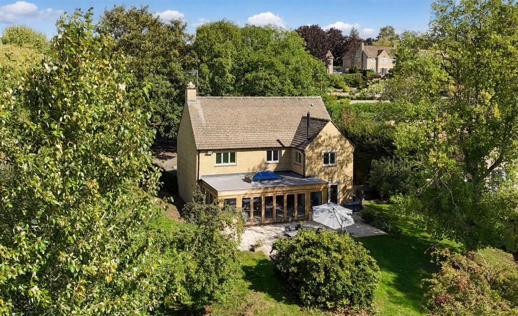 Main image of property: Baunton, Gloucestershire