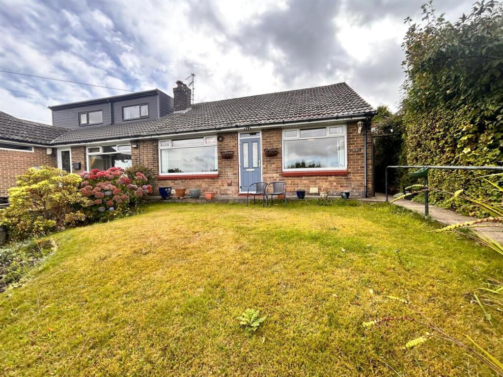 Main image of property: Moor End Road, Halifax