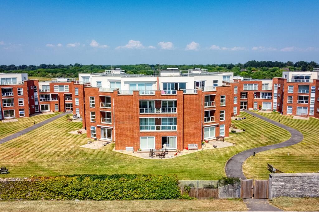 Main image of property: Camden Hurst, Milford On Sea, Hampshire, So41 0wp
