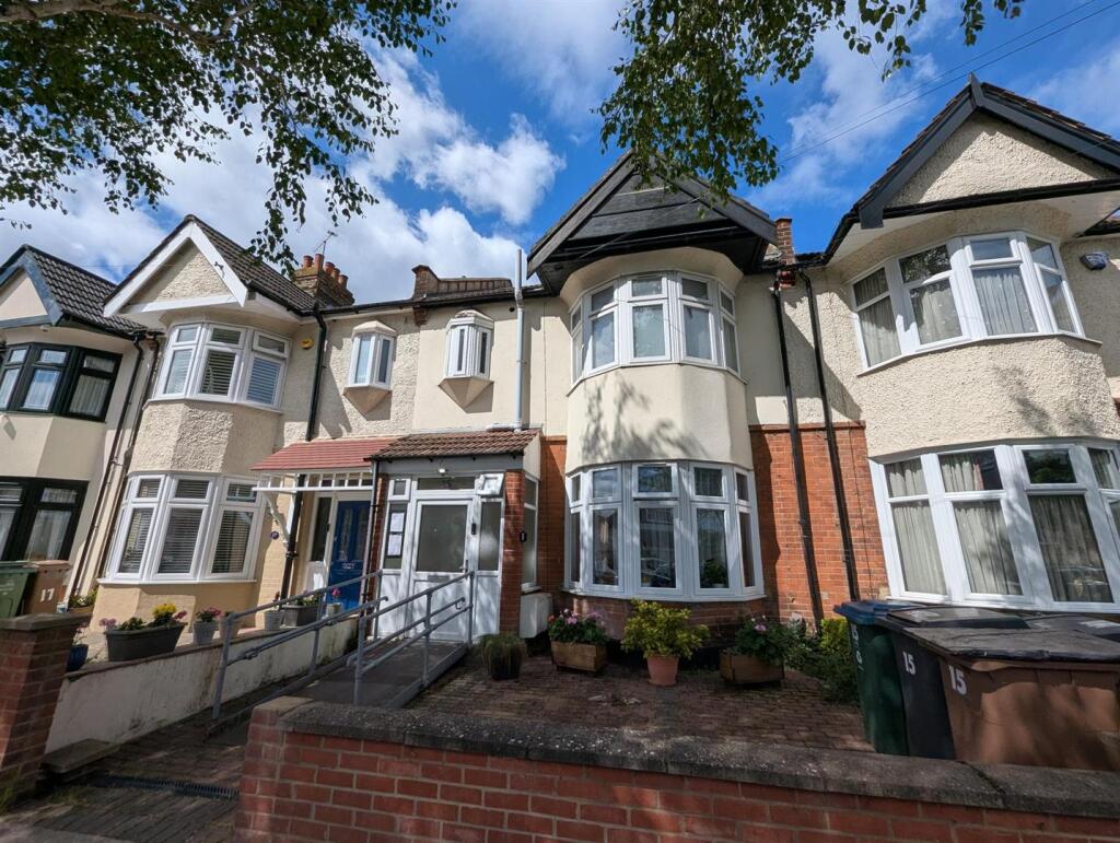 Main image of property: Forest View Road, London