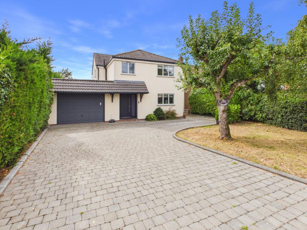 Main image of property: Hedgerow, Chalfont St. Peter, Gerrards Cross, Buckinghamshire, SL9