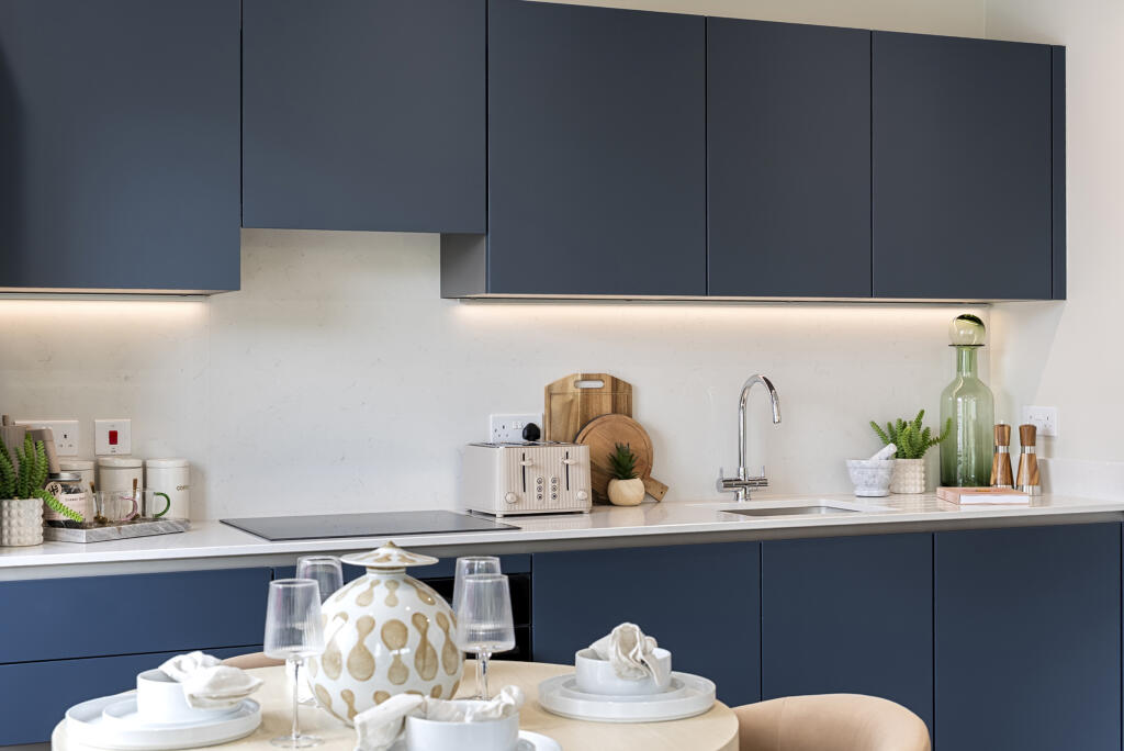 Main image of property: 100 Woodgate Drive,
London,
SW16 5SE