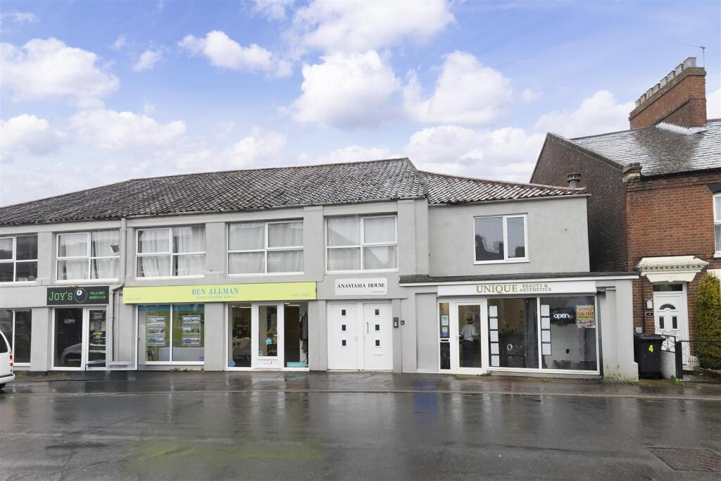 Main image of property: Sprowston Road, Norwich