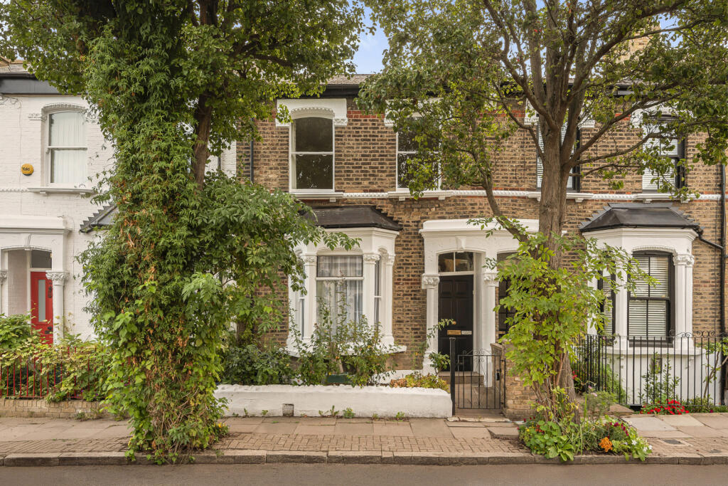 Main image of property: Elfort Road, London, N5