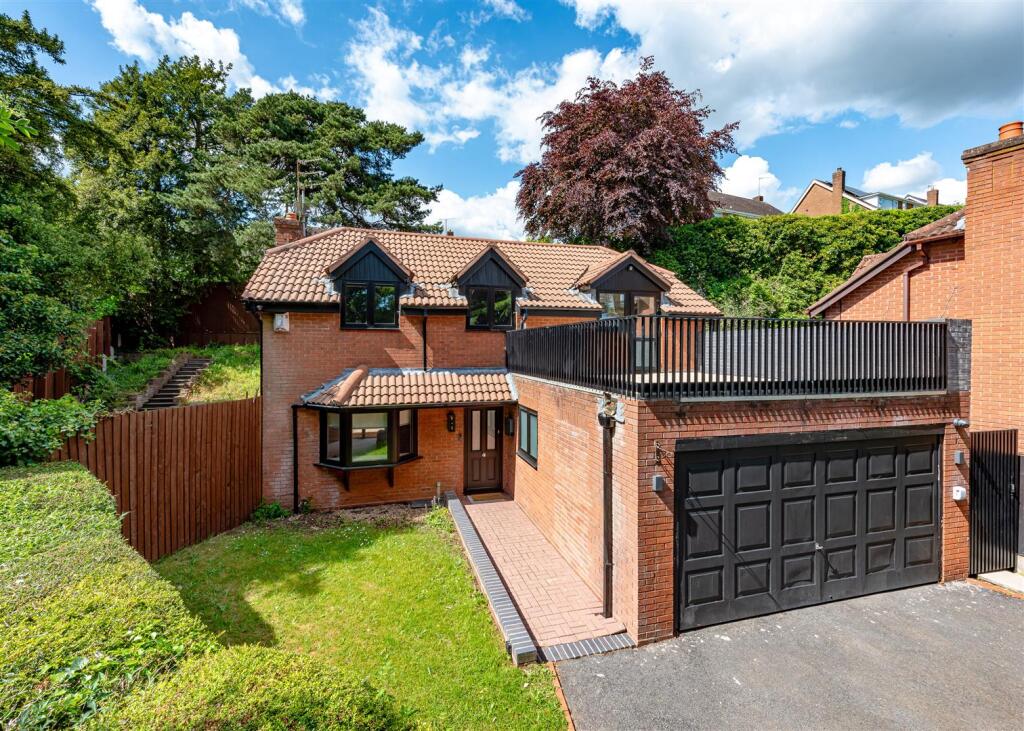 Main image of property: 34 Ormes Lane, Tettenhall