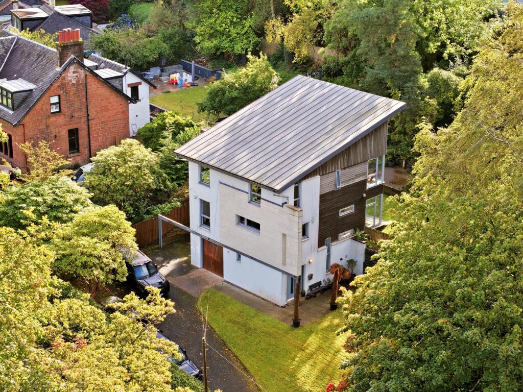 Main image of property: 104 Strathblane Road, Milngavie, Glasgow, G62 8HD