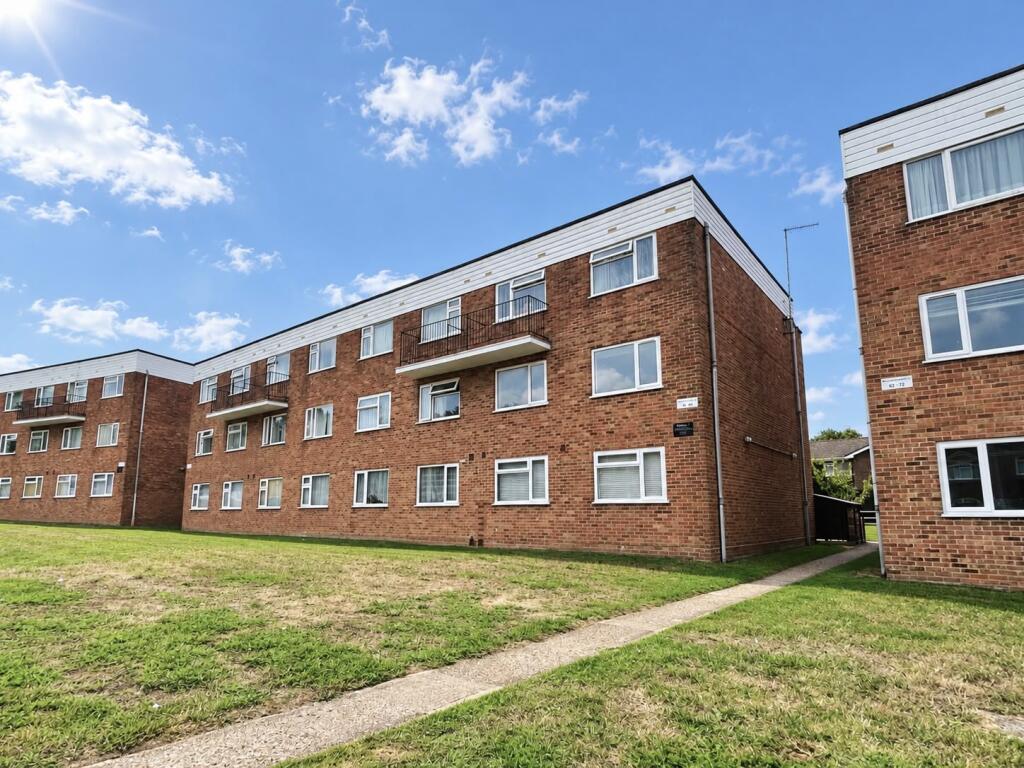 Main image of property: Bracken Crescent, Bishopstoke, Eastleigh, SO50