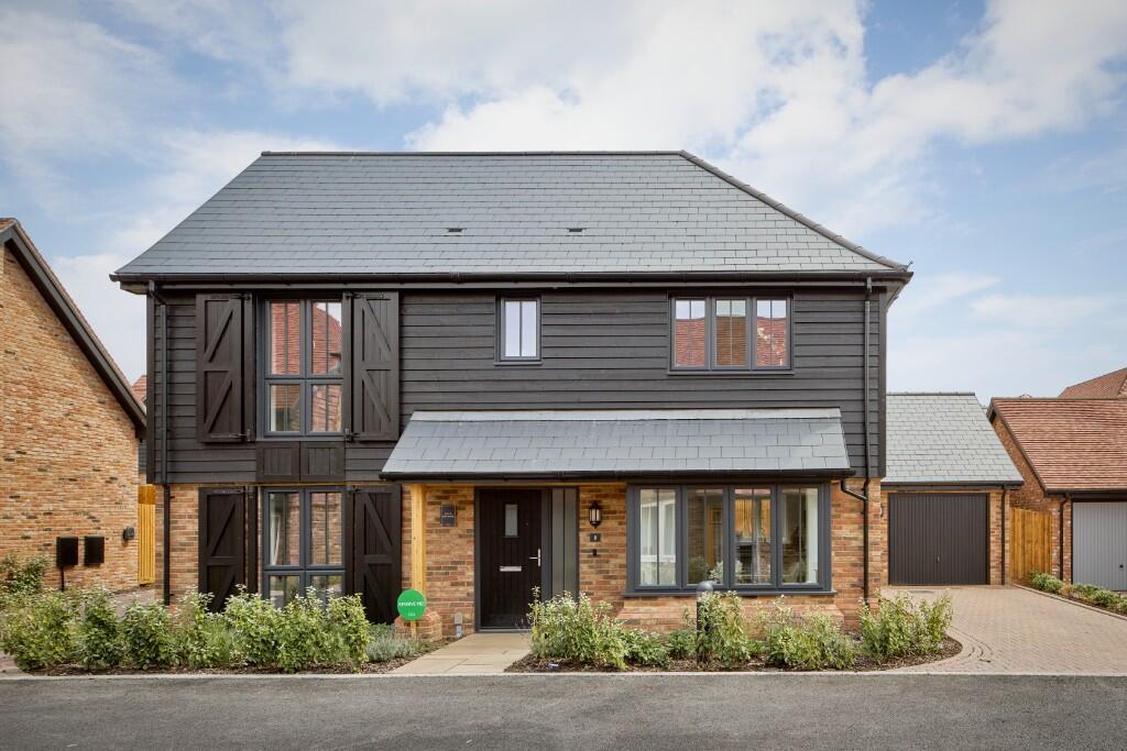 Main image of property: View Road, 
Cliffe Woods, 
Rochester, 
ME3 8JQ