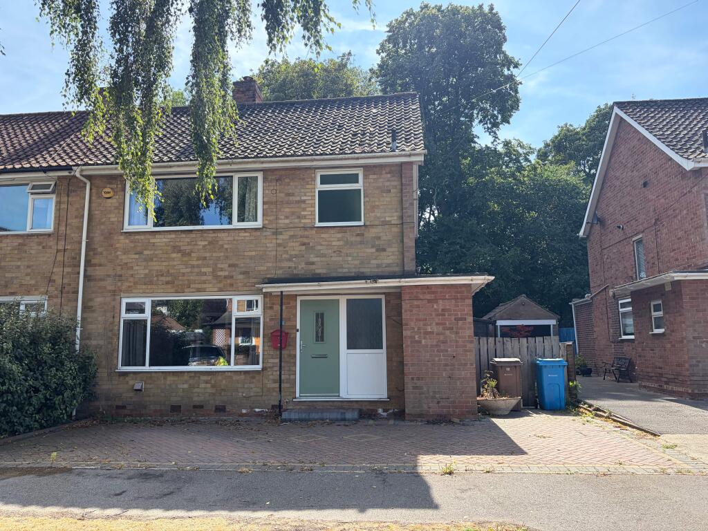 Main image of property: St Davids Close, Cottingham, East Riding Of Yorkshire