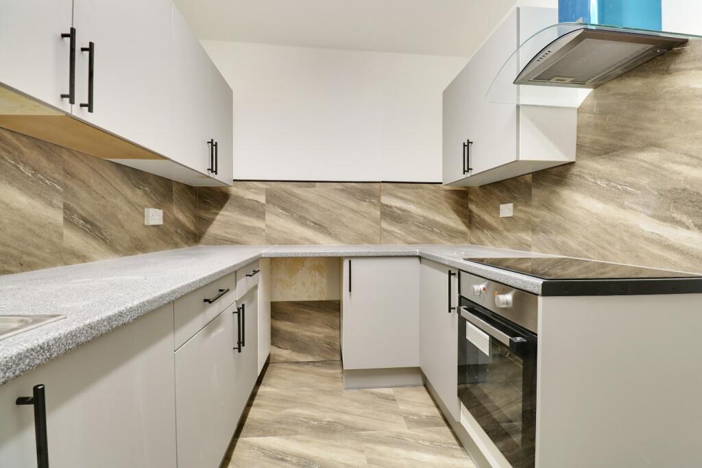 Main image of property: 198 Halfway Street, Sidcup, Kent, DA15