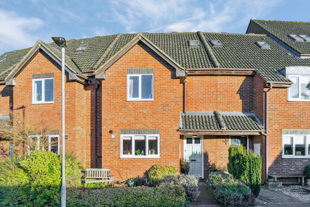 Main image of property: Twin Foxes, Woolmer Green, SG3
