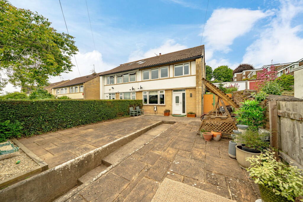 Main image of property: Slade Road, Portishead, Bristol, BS20 6BS