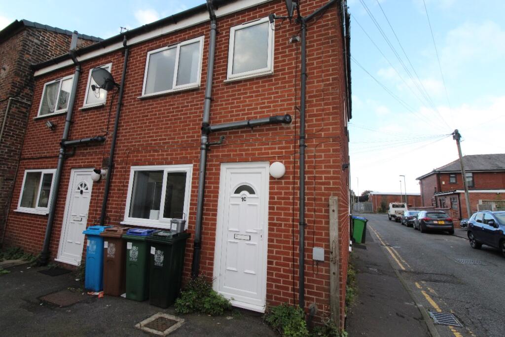 Main image of property: 1c Jermyn Street, Rochdale