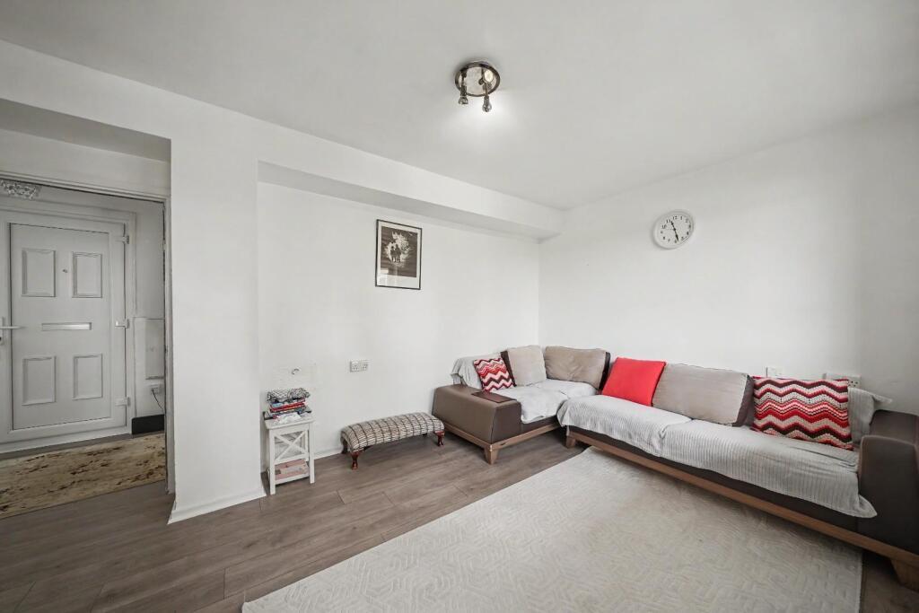 Main image of property: Threadgold House, Southgate Road, London, N1