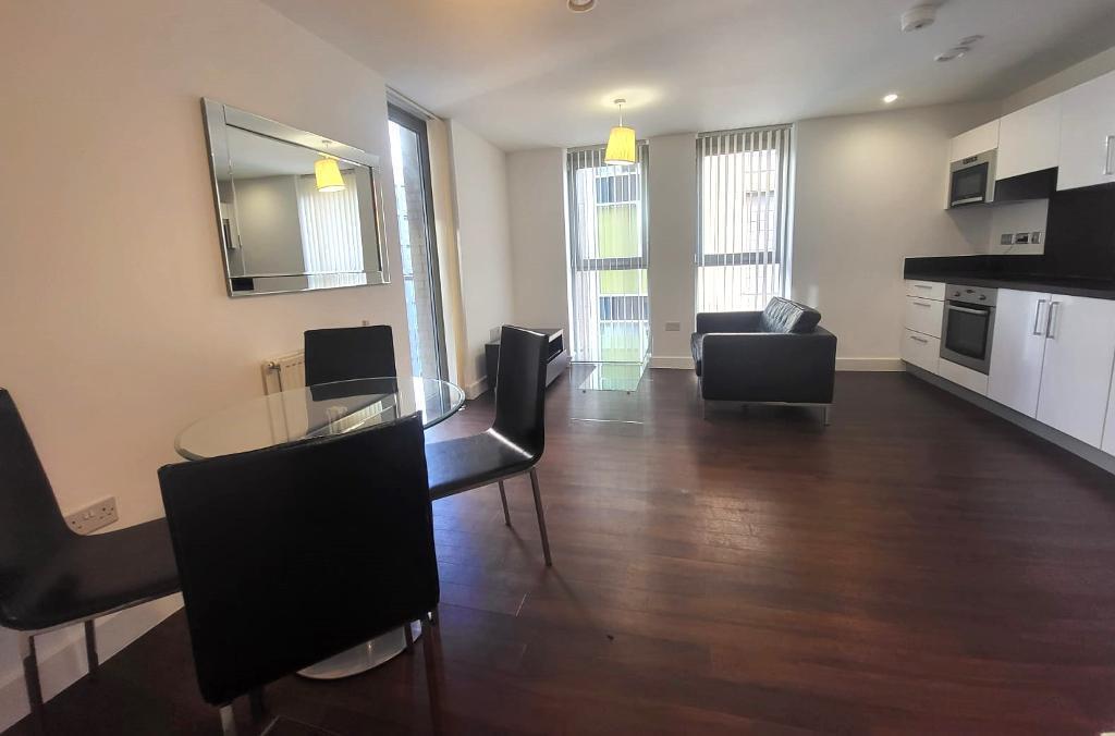 Main image of property: Da Vinci Torre, Renaissance, 77 Loampitt Vale, Lewisham, SE13 7FA