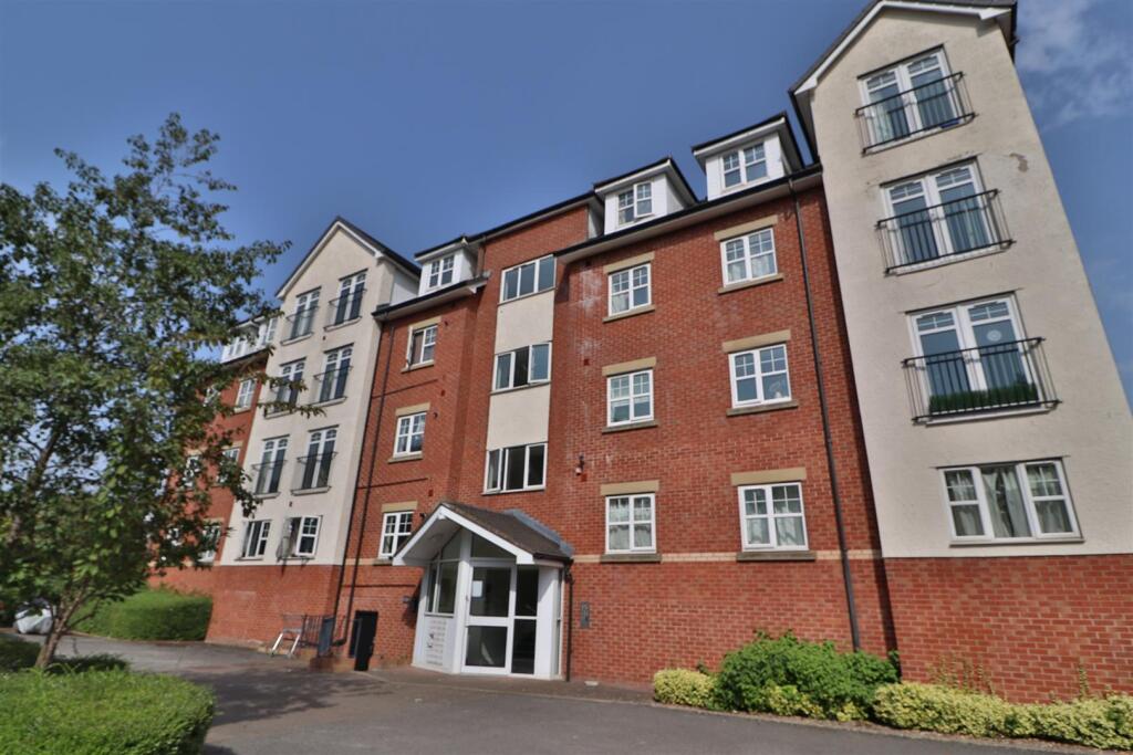 Main image of property: Wilderspool Causeway, Warrington