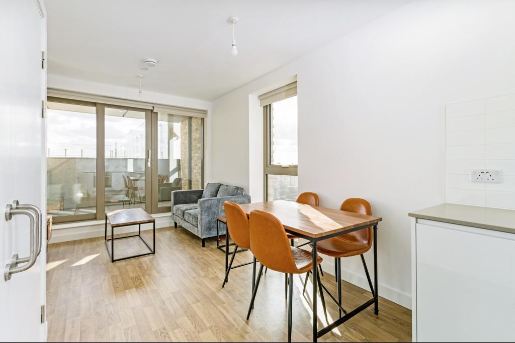 Main image of property: Apex Gardens, Seven Sisters London N15
