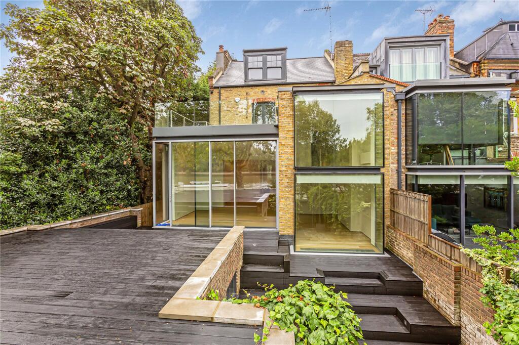 Main image of property: Ruvigny Gardens, Putney, London, SW15