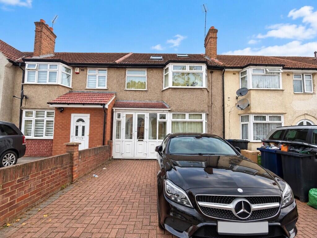 Main image of property: Ennismore Avenue, Greenford UB6, 0JJ
