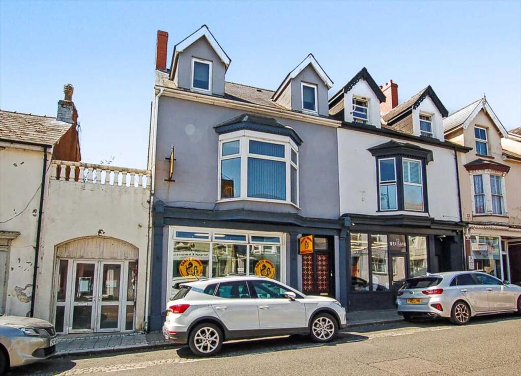 Main image of property: Tasty House, 28 Queen Street
