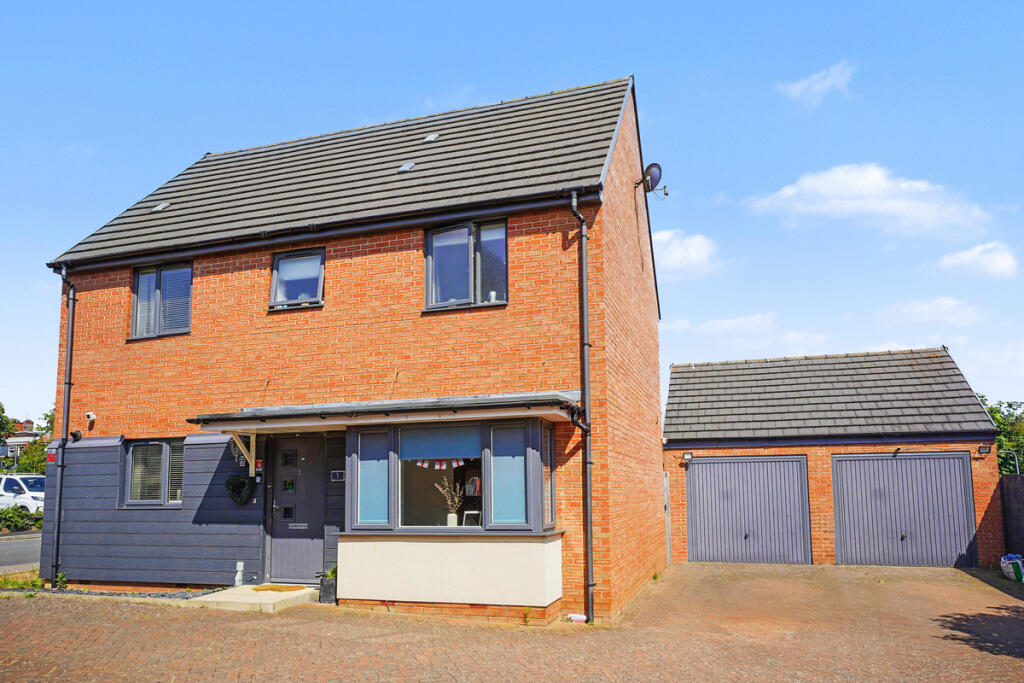 Main image of property: Kensington Close, Northampton, NN2 6NP