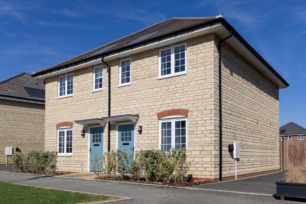 Main image of property: Higham Ferrers NN10