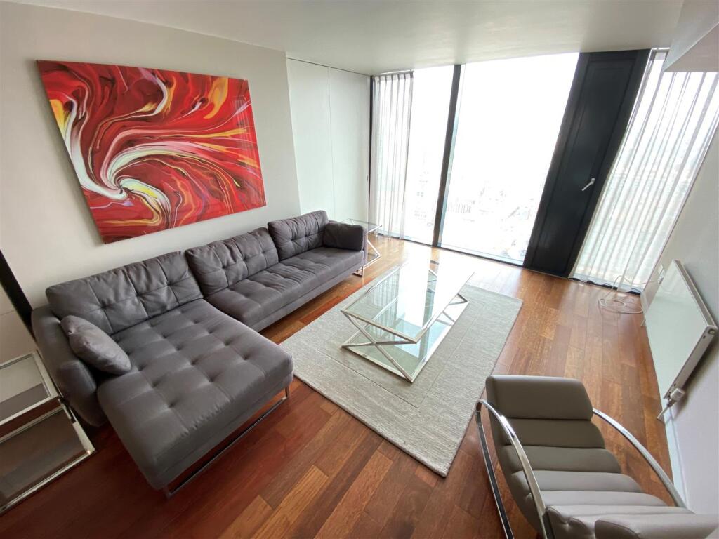 Main image of property: Beetham Tower, 301 Deansgate, Manchester