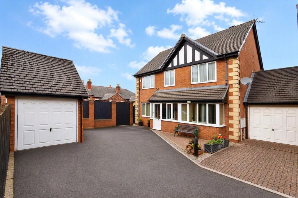 Main image of property: Parkside, Edgbaston, Birmingham, West Midlands, B16