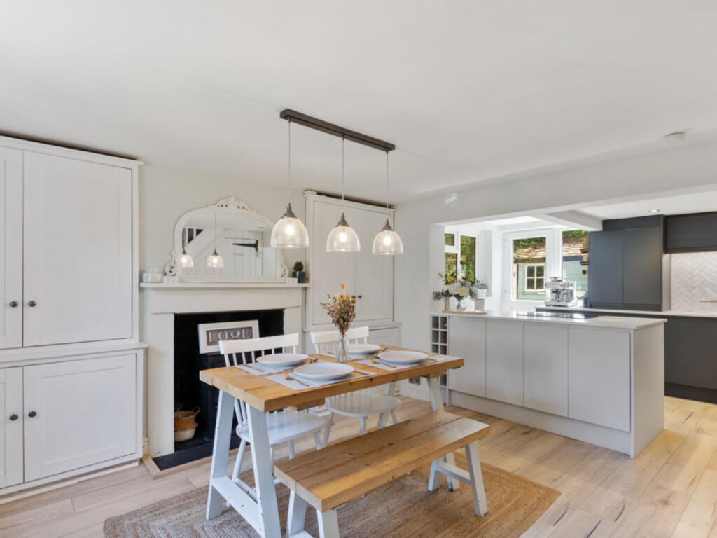 Main image of property: Hill Brow Road, Liss, GU33