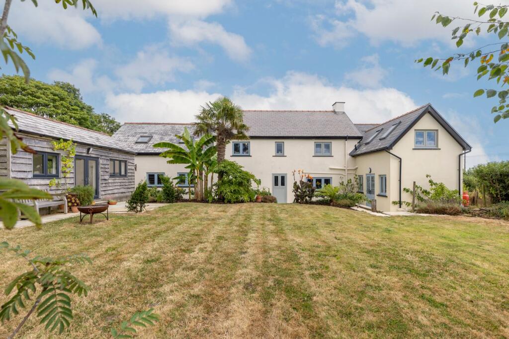 Main image of property:  Sardis, Saundersfoot, SA69