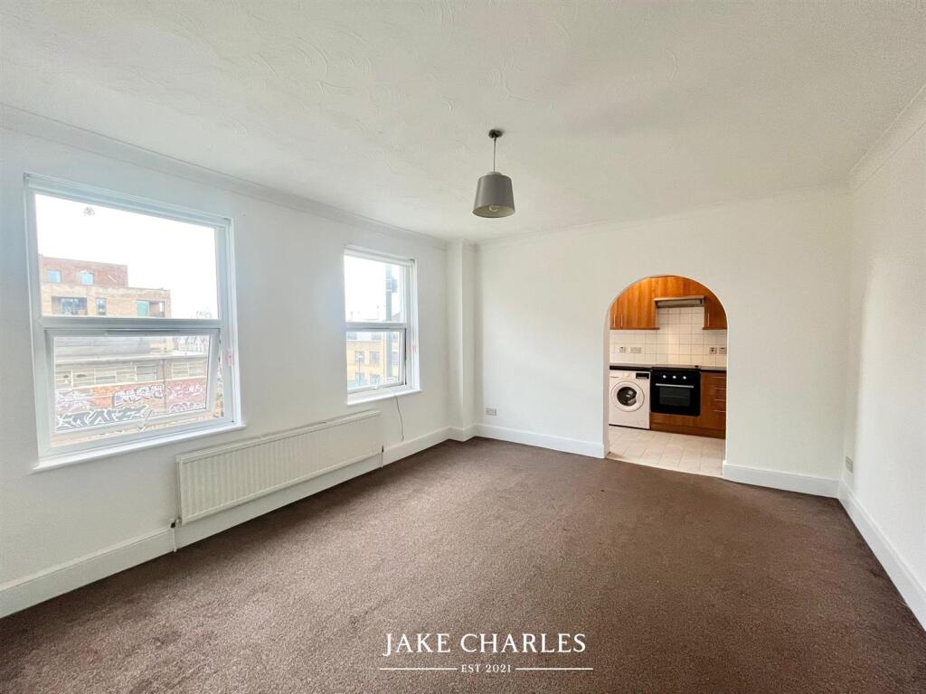 Main image of property: Green Lanes, London